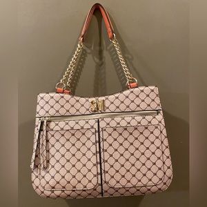 Like new Steve Madden Handbag